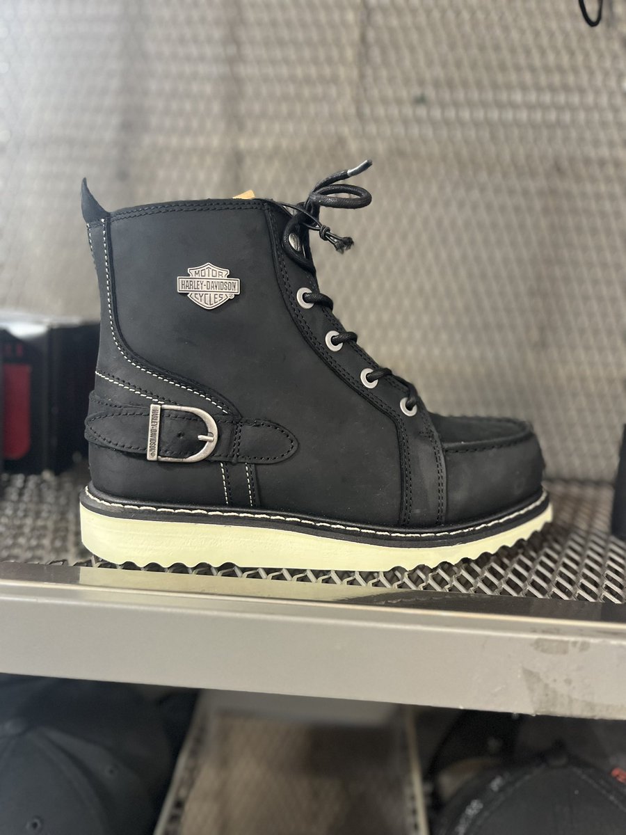HDofWV's tweet photo. Boot, scoot, and boogie in MotorClothes to check out our latest shoe arrivals! https://t.co/gLdqFA8DNb