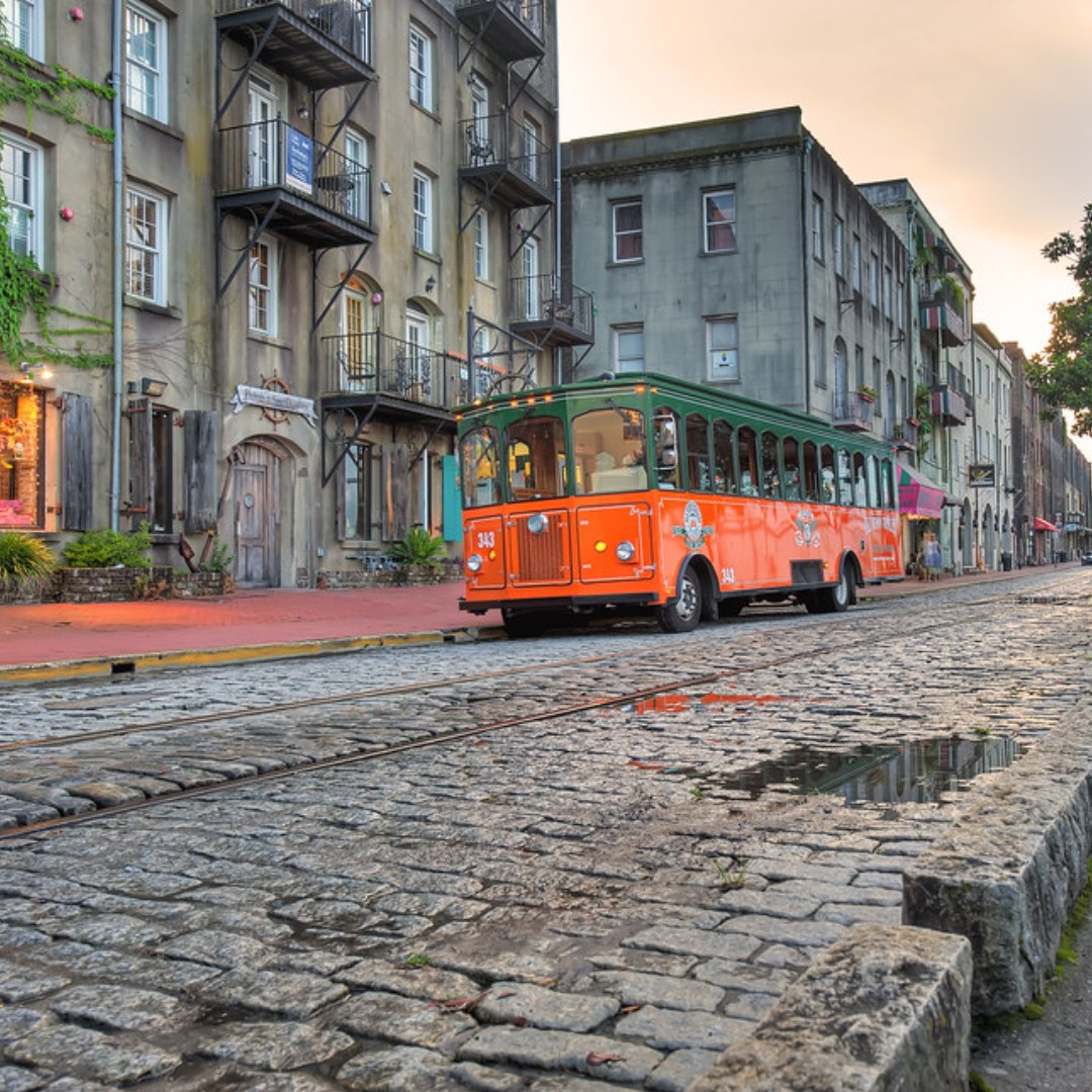 𝐎𝐥𝐝 𝐓𝐨𝐰𝐧 𝐓𝐫𝐨𝐥𝐥𝐞𝐲 𝐓𝐨𝐮𝐫𝐬 𝐨𝐟 𝐒𝐚𝐯𝐚𝐧𝐧𝐚𝐡
All aboard the Old Town Trolley Tour of Savannah! Experience the history, sights and landmarks of Savannah.
#OldTownTrolley #Tour# #Savannah #SightSeeing

affiliate.trustedtours.com/savannah?affil…