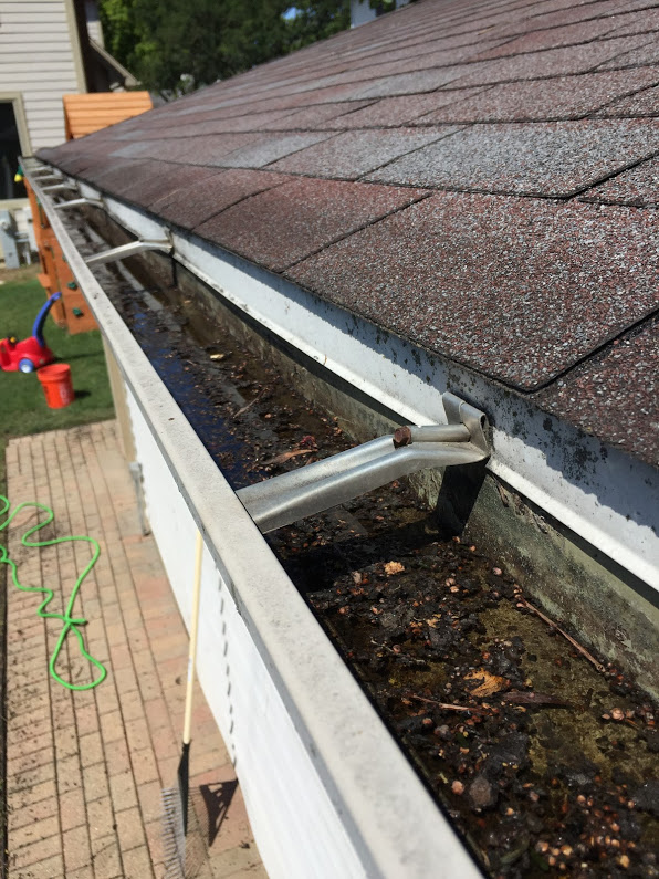 SGI_CANADA's tweet image. Are you prepared for the next summer storm? Make sure your eavestroughs are clean and downspouts are pointing away from your house. It’s a simple task that can prevent major water damage to your basement.
