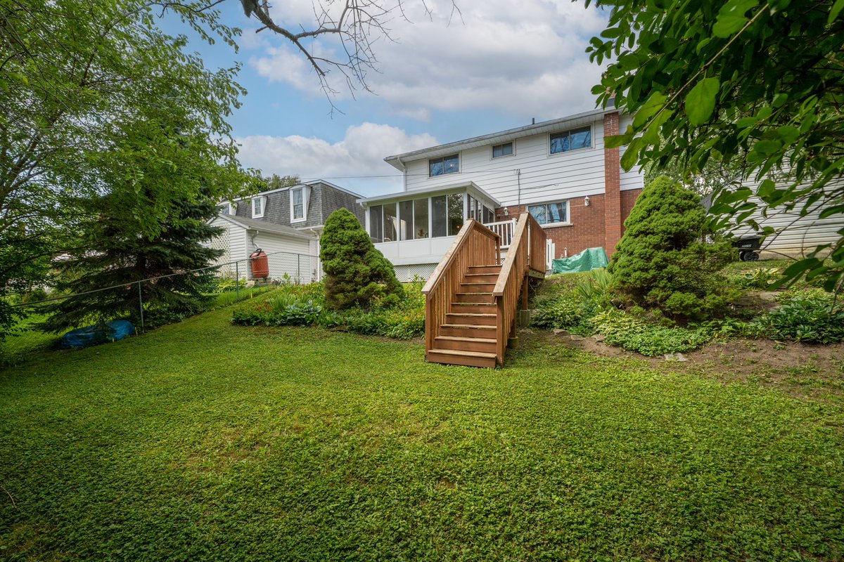 JUST LISTED 🏡

33 Joyce Cres, Belleville, Ontario K8N 1Y6
MLS#:X6718392
4 Beds, 2 Baths

For more details message us, or call us at 613-969-9907.

📸 @onelookrealestate
🏷️ @athomeinquinte