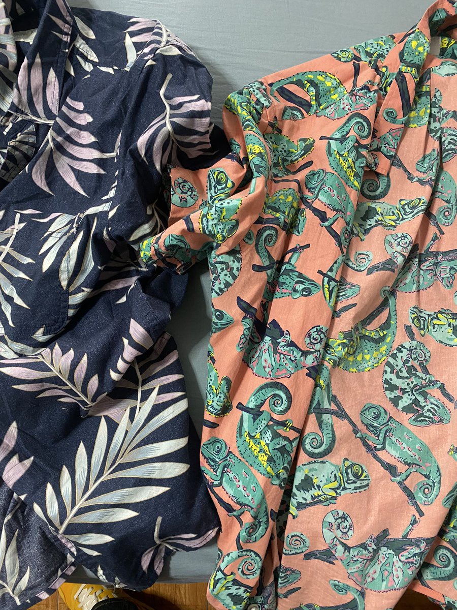 alexvazquez38's tweet image. Bubuenos de días Podebanda, ayúdenme a decidir cuál me pongo para éste viernes de camisas “jaguayanas” #PoderosoPlus