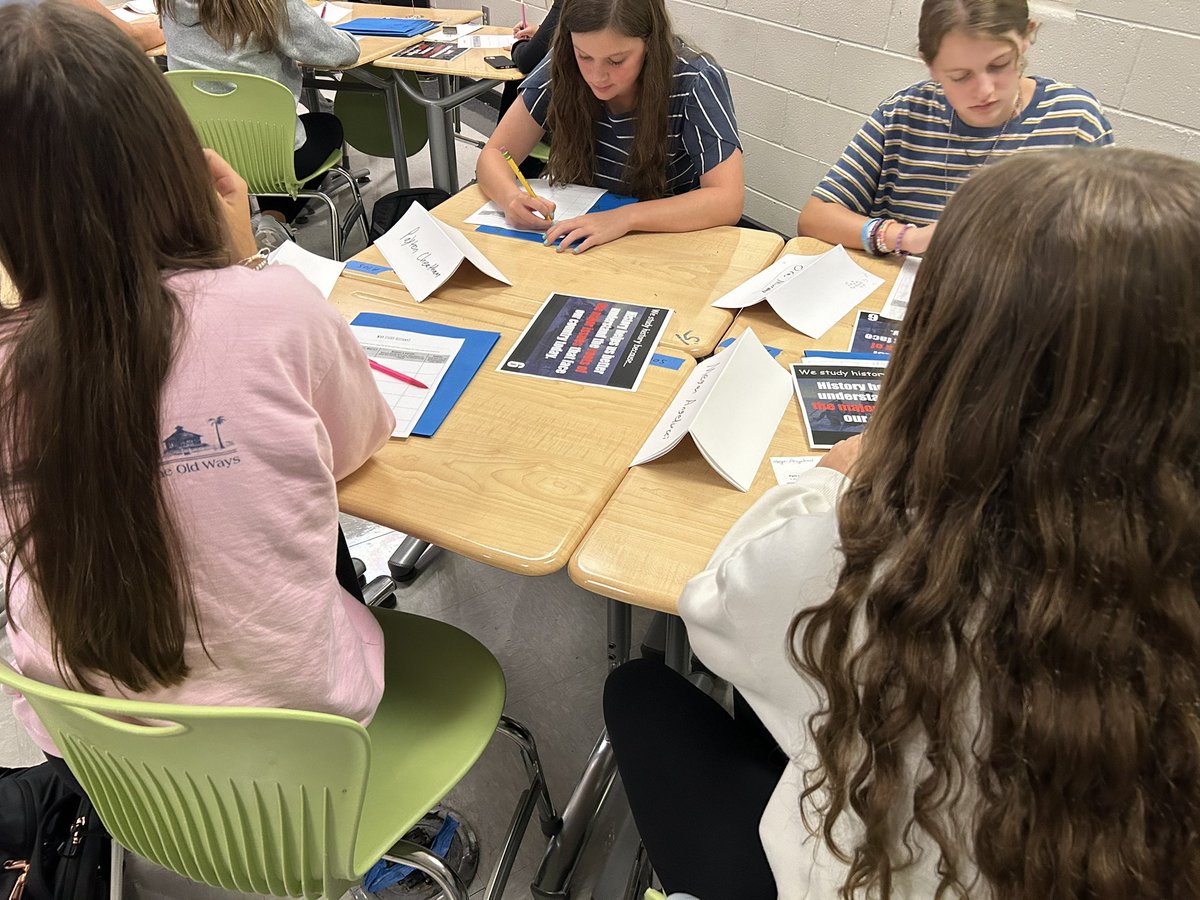 Kristi Combs tweet media