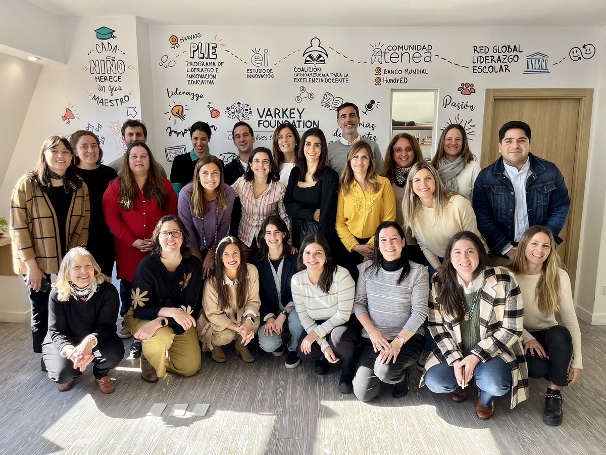 Tercera reunión de trabajo anual con este equipazo de <a href="/GDFE_Arg/">GDFE</a>. Hoy con foco en alfabetización, educación y trabajo y cómo potenciar los esfuerzos conjuntos para hacer más en educación. ¡Gracias a la red, sigamos 💪🏼!