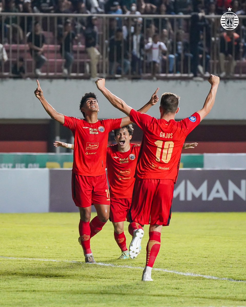 Persija_Jkt's tweet photo. Malam yang sejuk di Sleman 👆🏻🔴

Sampai bertemu di Jakarta, Macan! 🙌🏻

#Persija #MacanKemayoran #BelieveIn12 #ToTheNextLevel #PersijaDay https://t.co/IGoigsxHsz