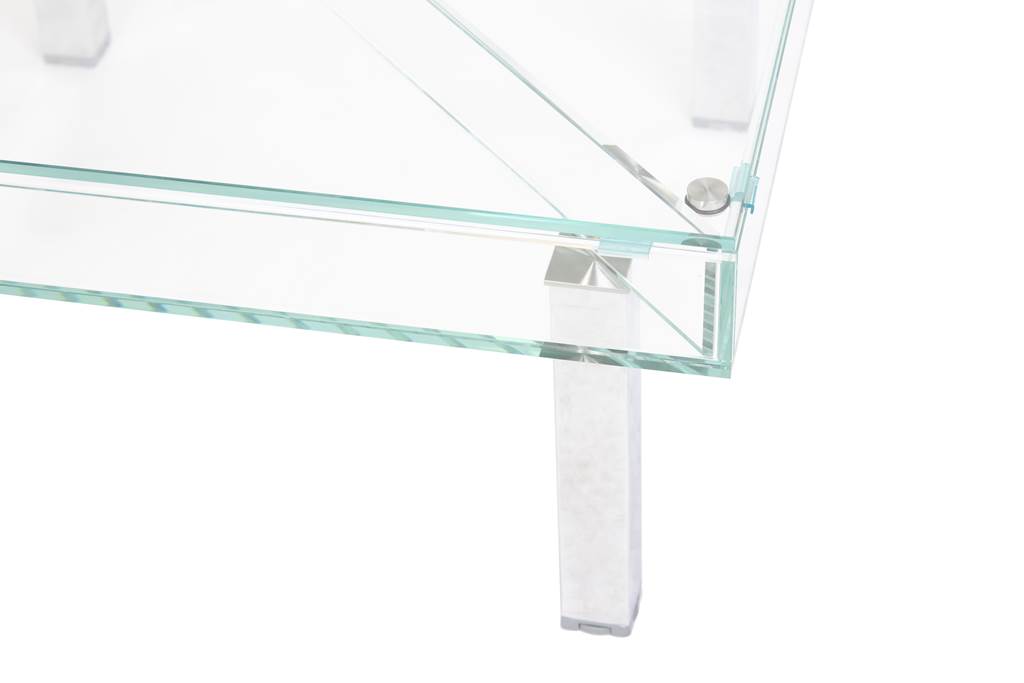Futureglass's tweet photo. Happy Friday! 📷

Bespoke Low Iron Toughened Glass Coffee Table with Chrome Legs
The perfect centrepiece to elevate any living space. Using the crystal clear elegance of low iron glass we have built a high-quality coffee table.

https://t.co/0GcjFiEvL7 https://t.co/kYBey8dvj2