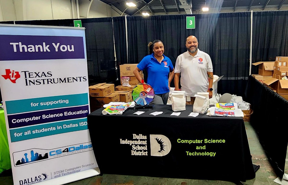 News You Can Use🍎🍏🍎🍏 The Computer Science and Technology dept is gearing up for the Mayors Back to School Fair! #DallasISDisinrhythm #cs4all #cs4dallas @carlosrobotics @DallasisdSTEM @shannontrejo @mibroughton