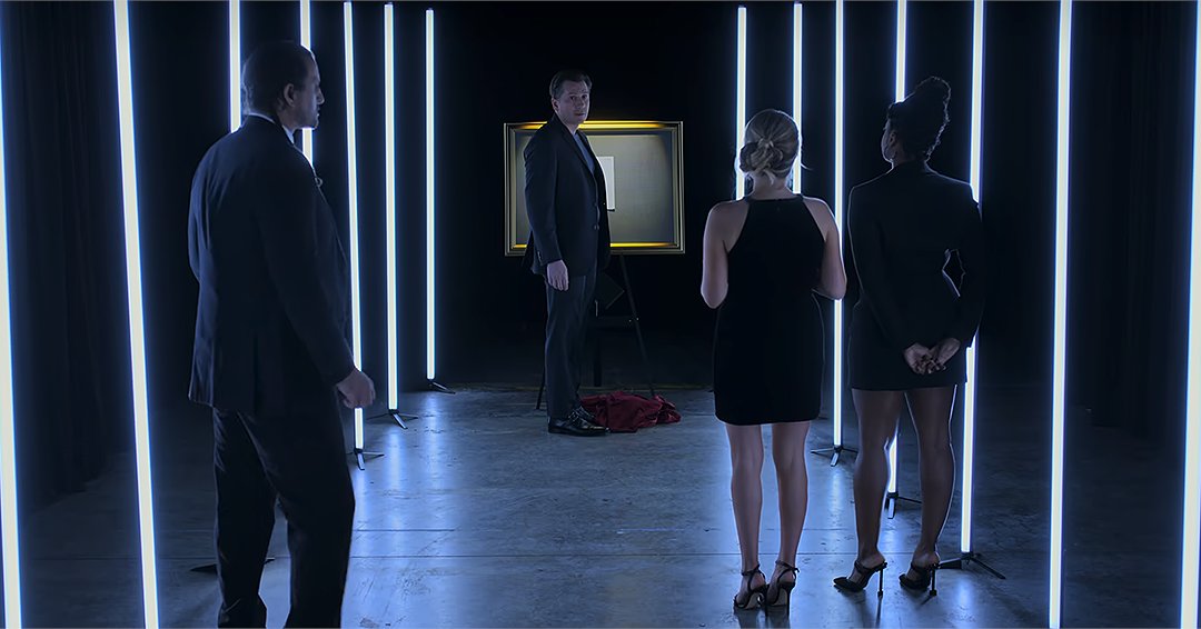 drawstuff99's tweet image. Our fine art gallery was a fun set for EP206.

Art came from a variety of sources, but special thanks to toddwcalvert &amp;amp; artcarlosdelgado for their two pieces.  (Look for their @ on instagram--twitter/X won&apos;t let me tag them here!) #thelincolnlawyer #artdirection #productiondesign