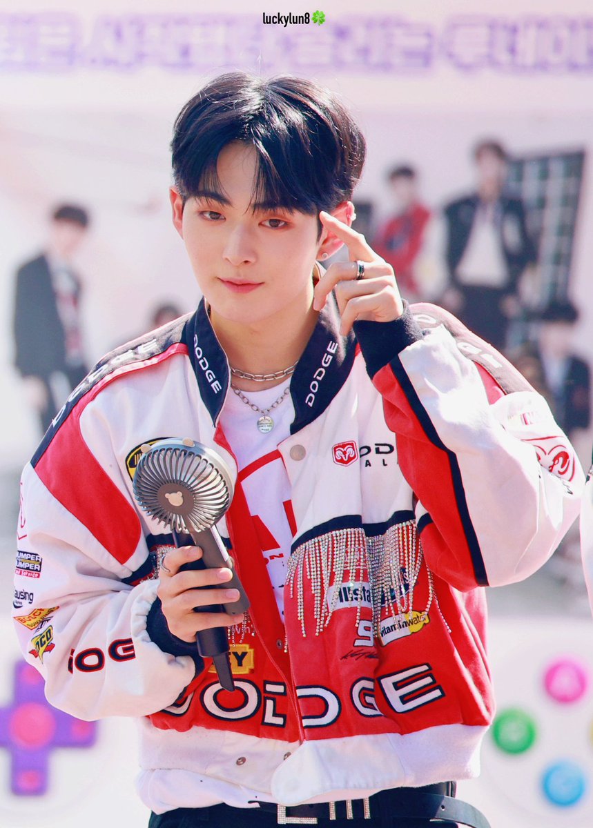 230617 음악중심 첫 미니팬미팅 💝

타쿠마 생일축하해요❣️

#루네이트 #LUN8 #타쿠마 #TAKUMA #タクマ #해피타쿠마데이 #HAPPY_TAKUMA_DAY