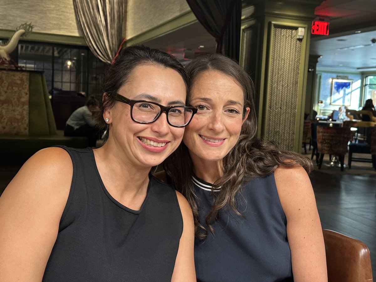 Elizabeth Viglianti tweet media