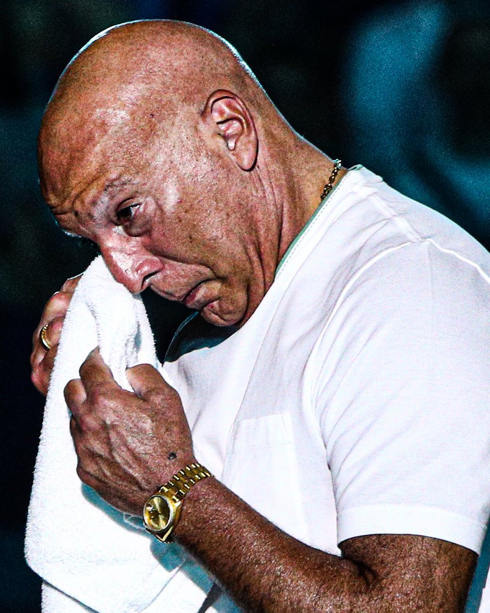 💙🏀🇬🇷👕 𝝜 𝝫𝝖𝝢𝝚𝝠𝝖 𝝩𝝤𝝪 𝝡𝝪𝝝𝝤𝝪, 𝝩𝝤𝝪 𝝝𝝦𝝪𝝠𝝤𝝪 𝝩𝝜𝝨 𝝚𝝠𝝠𝝖𝝙𝝖𝝨 𝝢𝝞𝝟𝝤𝝪 𝝘𝝟𝝖𝝠𝝜 𝝖𝝥𝝤𝝨𝝪𝝦𝝝𝝜𝝟𝝚 𝝟𝝖𝝞 𝝝𝝖 𝝡𝝚𝝞𝝢𝝚𝝞 𝝨𝝩𝝜𝝢 𝝖𝝞𝝮𝝢𝝞𝝤𝝩𝝜𝝩𝝖

➼ Ανατριχίλα... Βραδιά που θα θυμόμαστε σε όλη μας τη ζωή. Συγκινημένος ο Νίκος Γκάλης