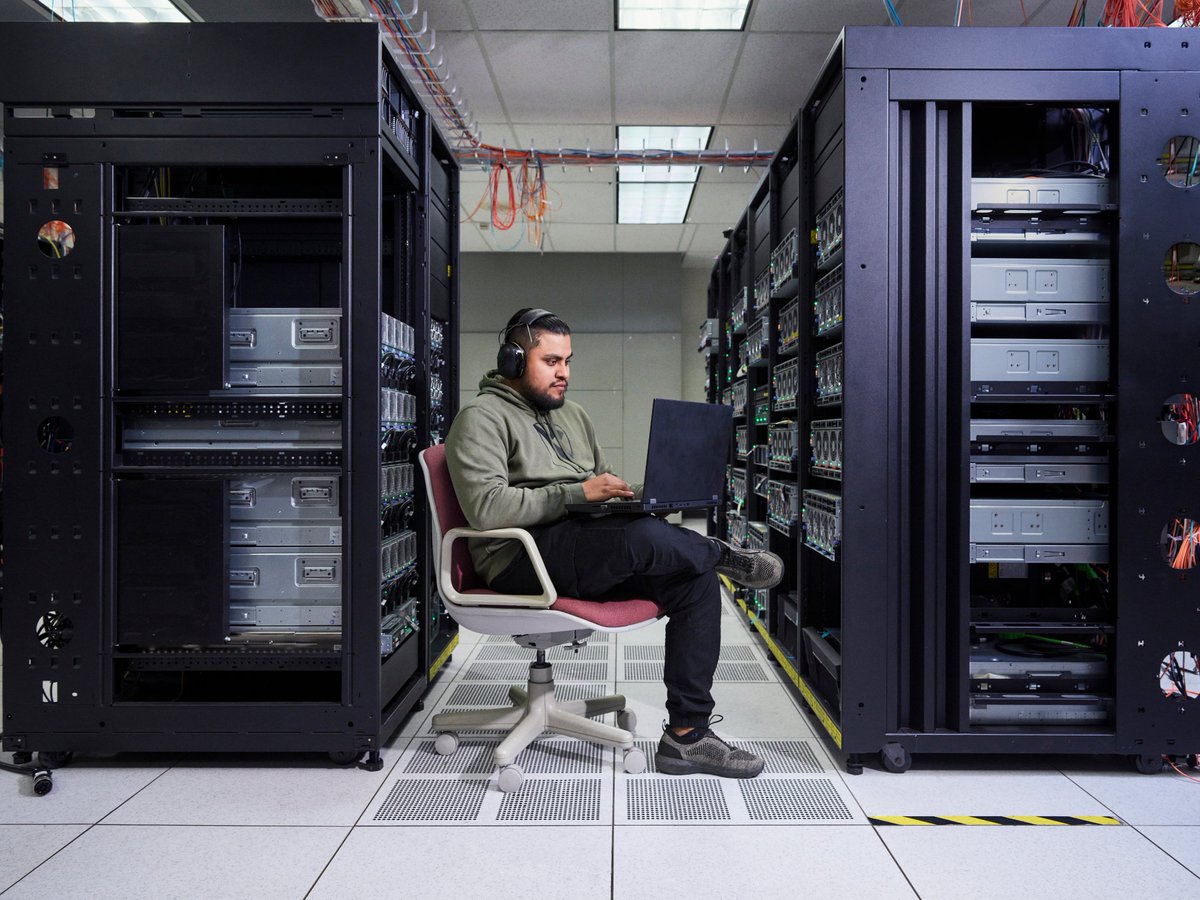 With increasing focus on how tech will transform industries, IBM remains committed to helping Americans get the #skills needed to work alongside new tech like #AI. Read our Technology #Workforce Playbook for IBM’s best practices and policy recommendations ibm.com/policy/technol…