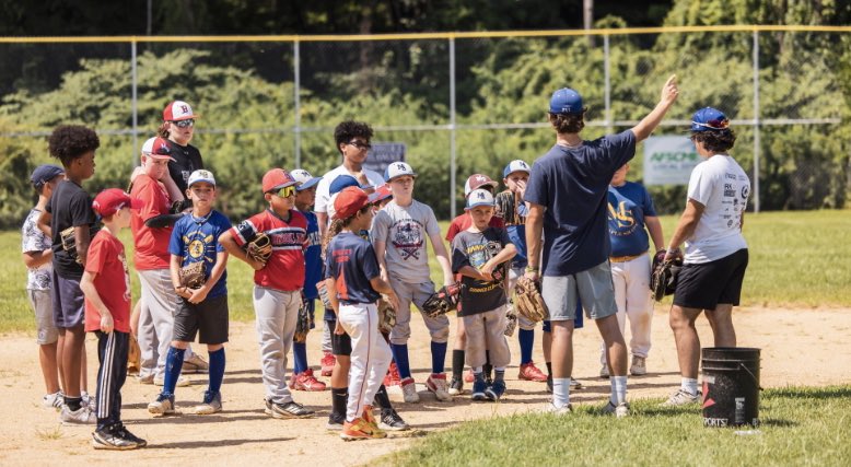 vi_baseball's tweet image. Had a great time this week working with the players from @MP_LittleLeauge looking forward to working with them for years to come!#buildingrelationships @PaulVIathletics @FriendsofPvi @jack2murphy @LucaBove4 @keegan_mcgravey @HistingTyler