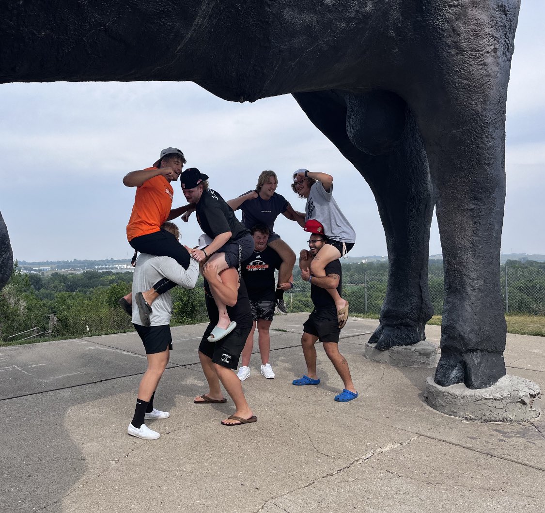 chicken fight at the buffalo #Jimmiehunt23