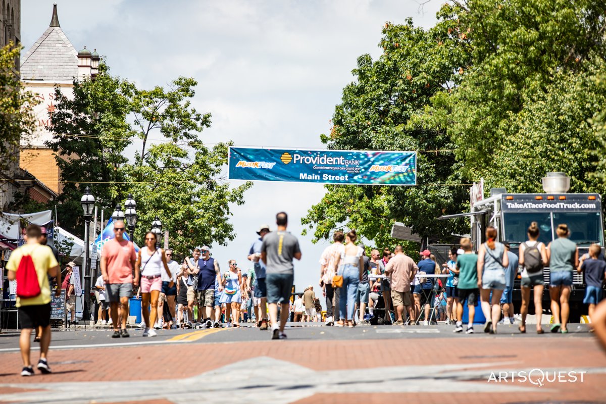 MUSIKFEST'S 40TH FESTIVAL IS OFFICIALLY OPEN!!! 

📸: Jeff Auger