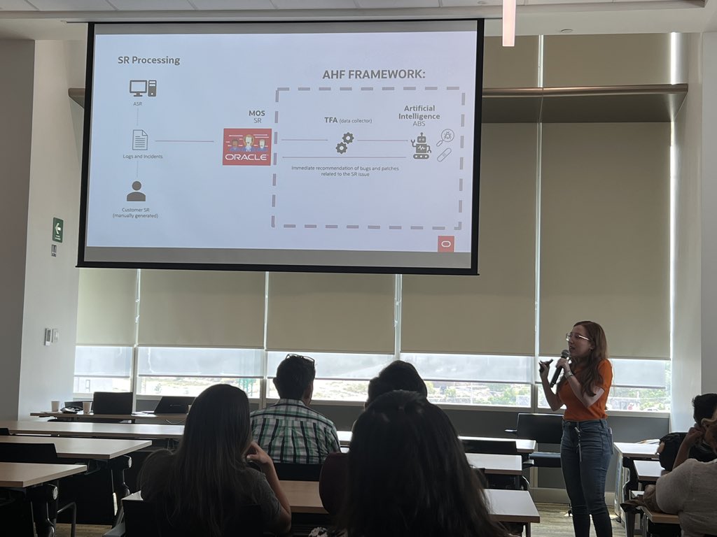 sandeshr's tweet photo. Automated SR recommendations using ML #OracleAHF   #Guadalajara #LatamTour2023 #Mexico @laouc @ramirogz @oramexico @OracleDatabase https://t.co/fxHDUNnlP9