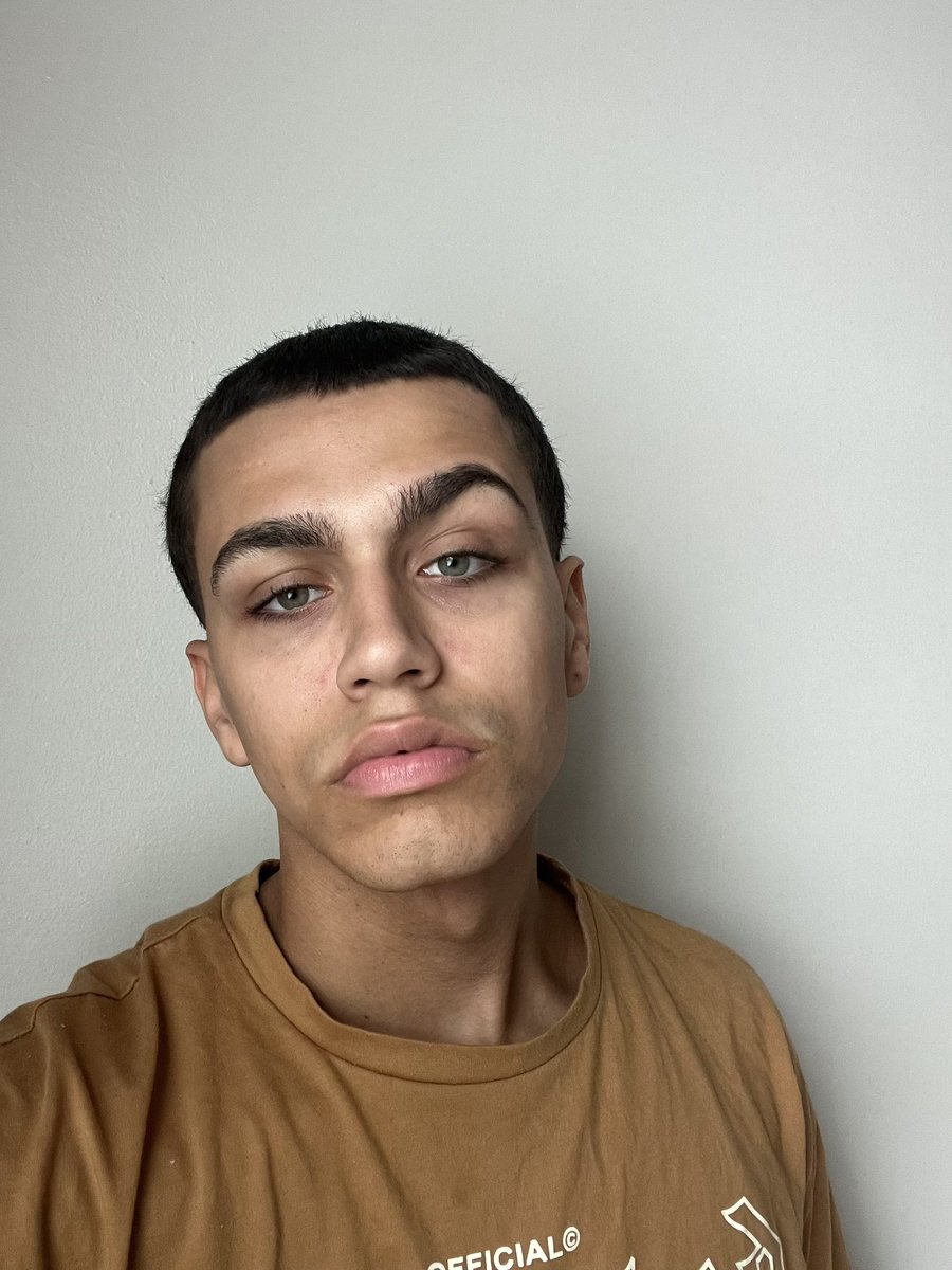 Gene__Rose's tweet photo. Give me one reason why this handsome man isn’t scouted to be modeling https://t.co/mLEbFNQAfQ