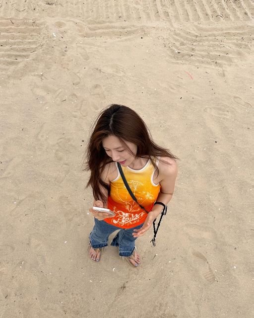 sanghak70's tweet photo. 230804 송주희의 인스타그램
(전 헬로비너스 앨리스)
230804 Song Ju-hee's Instagram
(Former HelloVenus ALICE)
숨겨놨던 지난 고성의 하루 🏖️😎
Hidden photos of a day spent in Goseong, Gangwon-do 🏖️😎
#헬로비너스 #hellovenus #송주희 #SongJuhee
#팝스튜디오 #팝뮤직 #popstudio https://t.co/lSAvOxm2ly