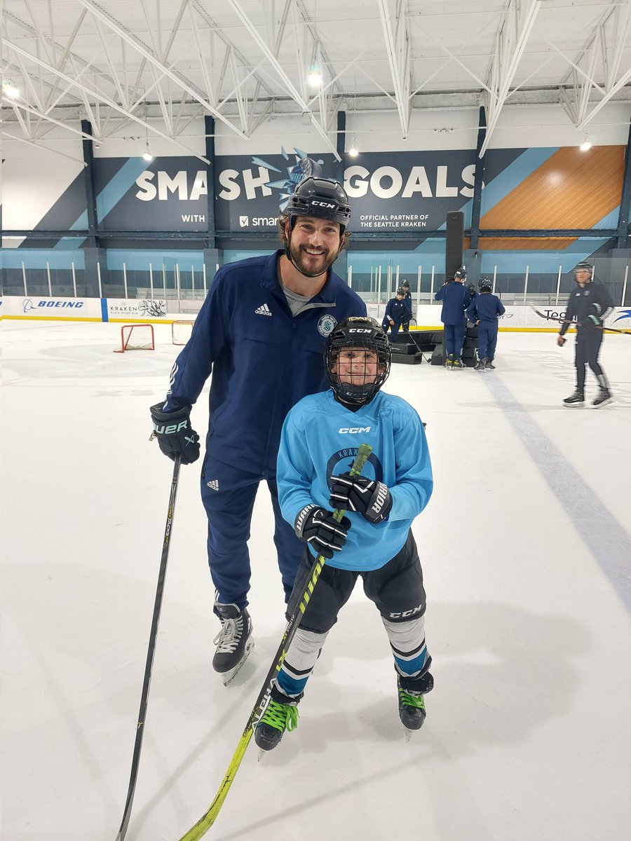 IdanBahat1's tweet photo. Thank you @KrakenIceplex for the awesome Goal Scoring Camp a couple of weeks ago and the Power Skating Camp this week! Both camps were SO MUCH FUN!! Martin, David, Jared and all the other coaches - thank you all! Go #seakraken https://t.co/3KB82FdYja