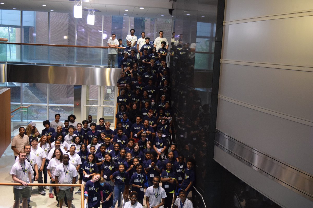 _CodeCrew's tweet image. Our biggest Hackathon yet! @FedExInstitute
A huge shoutout and thank you to all of our sponsors for helping us make this happen @ZiffDavis, @speedtest, @RegionsBank, @Ridgelinevc, @VarsitySpirit, @Lokion, and #Rentokil @Terminix!
#GritGrindCode #Hackathon #Hackathon23 #HACK23