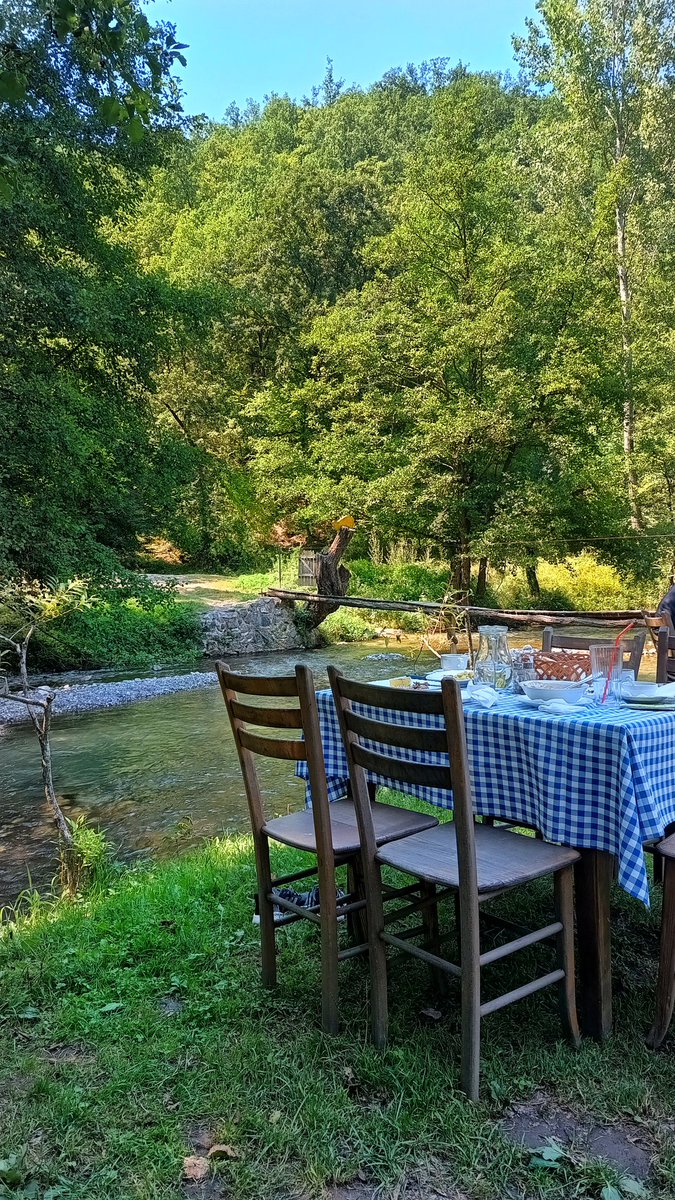 Gradac je komadić raja.
