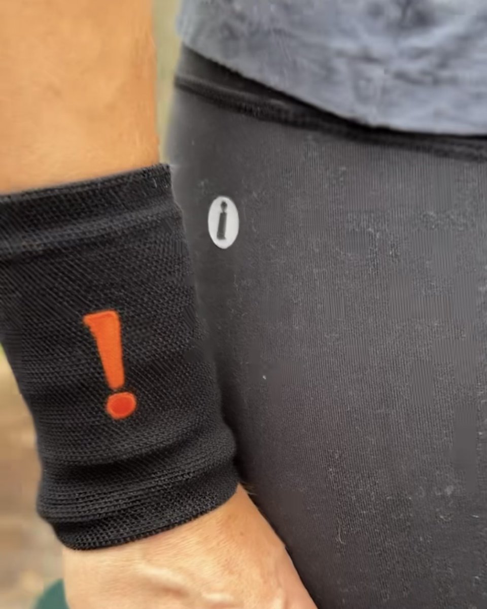 Incrediwear's tweet photo. Fore-get about the rules, it's disc golf day! Time to let loose and celebrate like a pro! 🥏🎉

#NationalDiscGolfDay #DiscGolf #WristSleeve #RecoverySleeves #DiscGolfDay https://t.co/UrnX2WBB52
