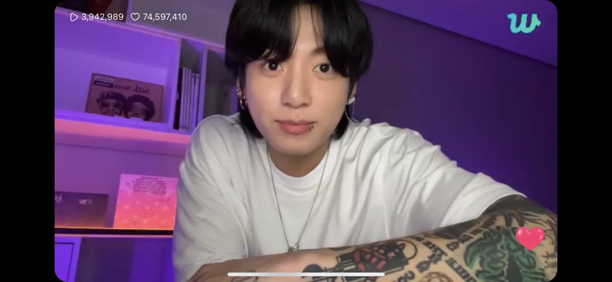 OWenJK97's tweet photo. JungKook live 05/8/23 https://t.co/9gMmhvoB6h