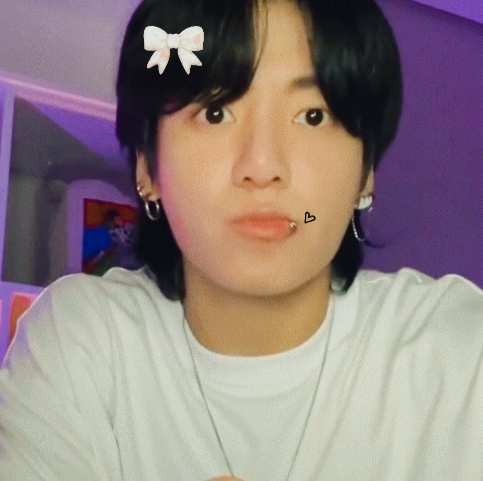 ❀ (@kkuflwre) on Twitter photo 