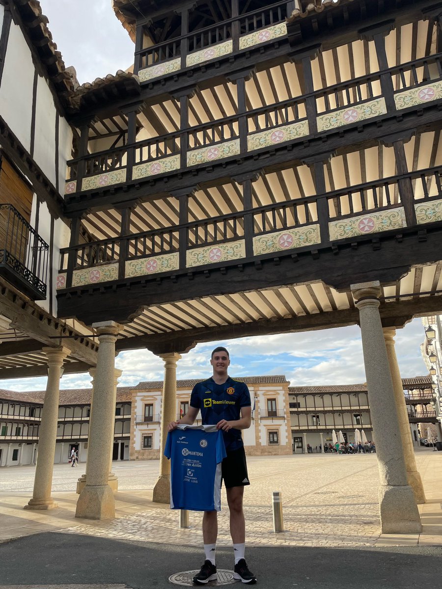 CDTemblequeFS tweet media