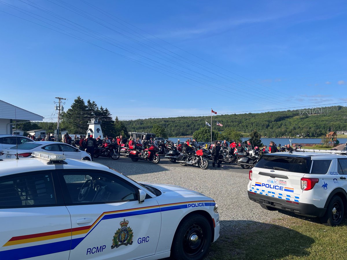 RCMPNS's tweet photo. Hey Nova Scotia! Be on the lookout for the  Rolling Barrage today and tomorrow. Riders are travelling from #AuldsCove to #Halifax and then Halifax to #Charlottetown, #PEI, over the next two days. 1/2 https://t.co/1bghBzfLxJ