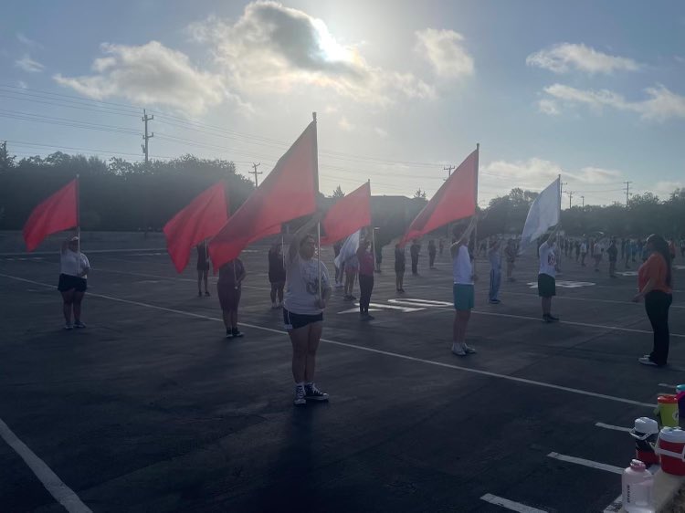 RootEdSA's tweet photo. Kids all over Texas are hitting the pavement hard right now to prep for all their activities starting soon. Putting in the effort in the Texas heat to be the very best they can be. Everyone loves to see it!  #RootEdClark #RootEdLEE #RootEdChurchill #RootEdFloresvillsHS https://t.co/DrpLNR0HJB