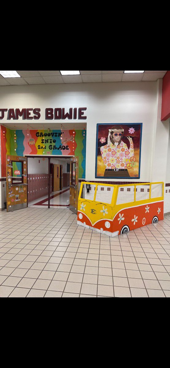 MikulaSam's tweet image. Y’all, the group of educators on my campus go ALL OUT. Look at what our second grade team did to transform their hall to get ready to meet our families! We’re all getting groovy at Bowie!