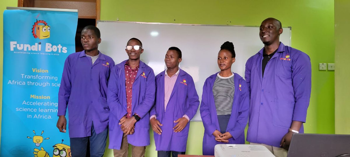immacimmix's tweet photo. Over the past 2 months we have trained 32students from different Universities in areas of Robotics that is in mechanics, electronics, Arduino programming and soft skills.
It was such an amazing experience as the students presented their end of internship projects.
# Fundi Bots https://t.co/xH56gpFeAm