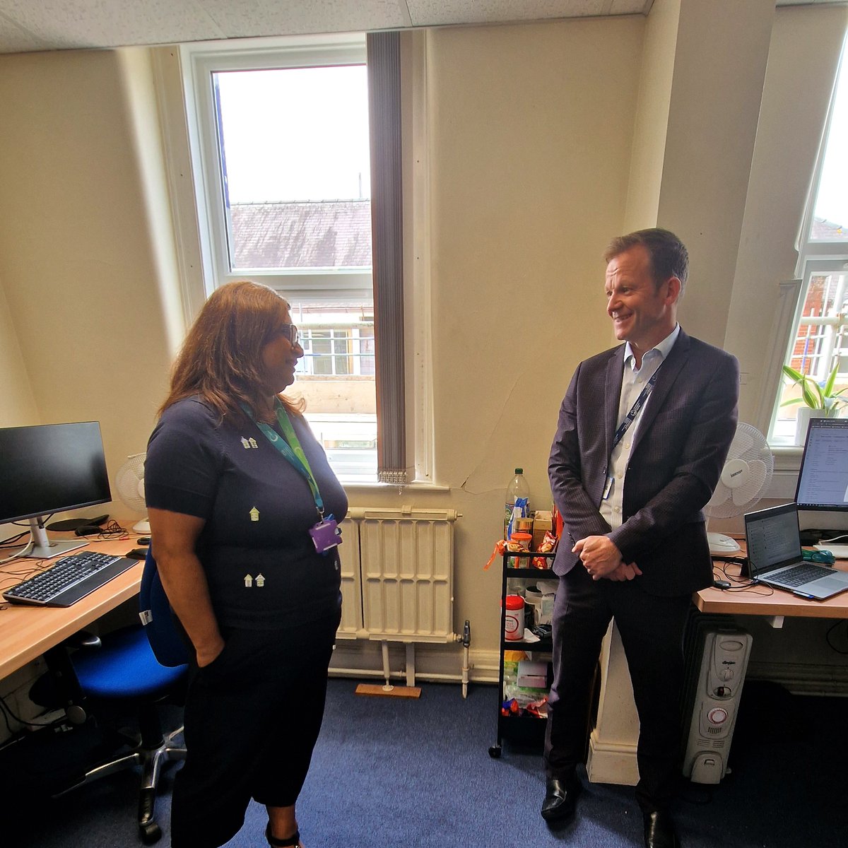 UHS_Jobs's tweet image. 🎉 Join us in celebrating Joy, EPR Product Specialist for Informatics, on her 30-year milestone at UHS! 👏 

Chief Operating Officer, Joe Teape, presented the honour. Joy's exceptional care and dedication are invaluable to UHS. 🙏 

#LeadTheWay #WeAreUHS #30YearsOfService