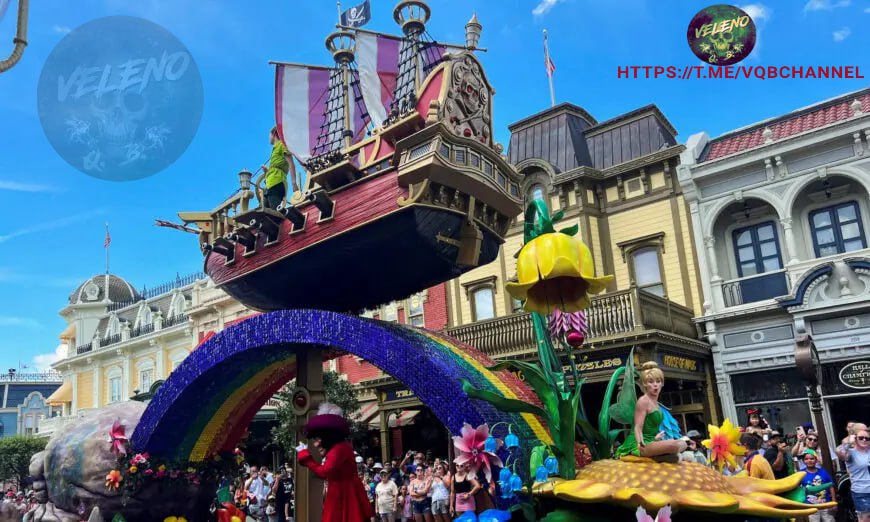 LadyAfro17's tweet photo. 4 agosto 2023 🇺🇸
IO VI DICO SEMPRE CHE STIAMO VINCENDO - VOI MI CREDETE?
Il nuovo consiglio distrettuale che supervisiona Disney World in Florida ha eliminato i suoi programmi di diversità, equità e inclusione (DEI), incluso un consiglio DEI.
#4luglio #USA #Didney #Florida
#Woke #LGBTQIA #AmericaNews
https://t.co/Eu1LSIRGOj