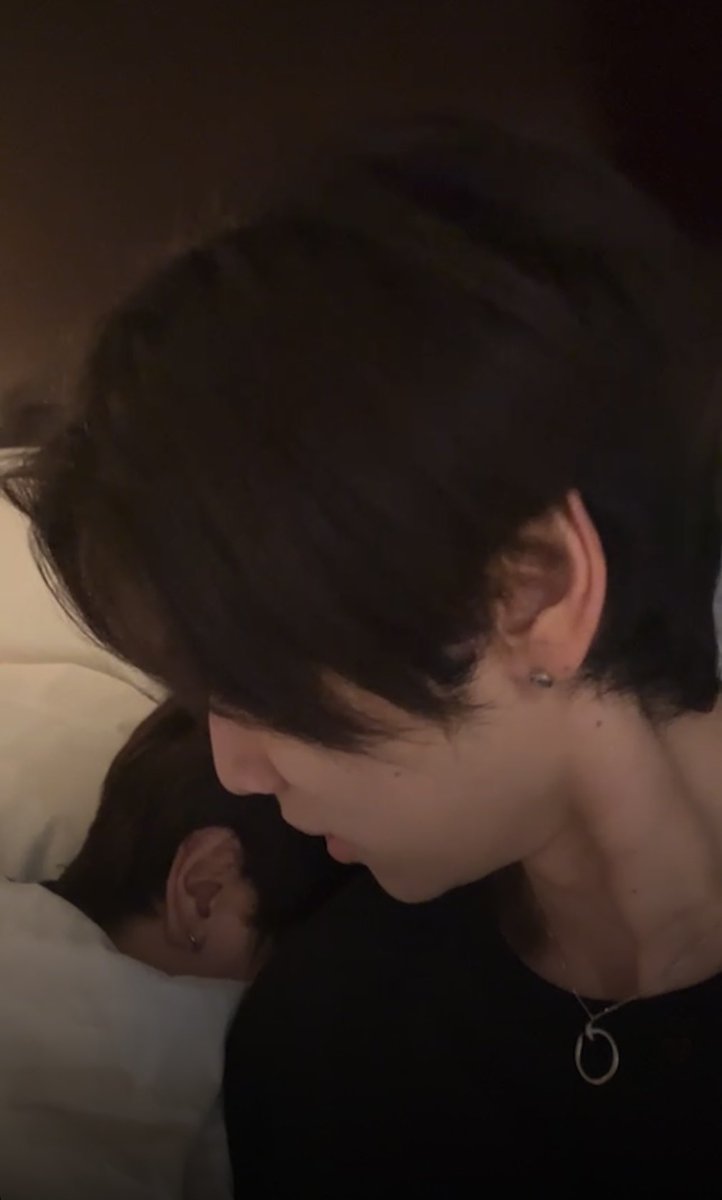 endearingdao's tweet photo. single community friendly ❌
cuddles ✅

#จุงอาเชน #dunknatachai #จุงดัง https://t.co/DKXFFANh9s
