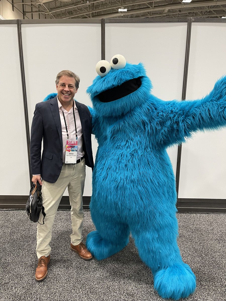 Sesame Street is collaborating with @APA to use psych science.  So this is what is happening at #APA2023 !