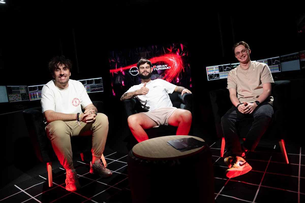 La phase finale de la #NissanGTwitch commence maintenant sur ma chaîne ! 🏁

Pour vous régaler : 
- 2 jeux GT7 à gagner parmi les RT
- 10x2 places de cinéma à gagner parmi les likes

Rejoignez-nous, on a aussi des cadeaux pour vous dans le chat twitch.tv/lebouseuh

Publicité