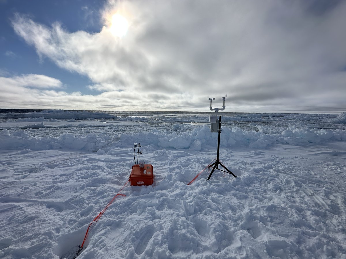 Check out how Dr. Jessie Creamean of @ColoradoStateU and a team of scientists used 3D-PAWS on the ARTofMELT2023 expedition to study atmospheric river events and their effect on sea ice melt in the Arctic! icdp.ucar.edu/stories/artofm…