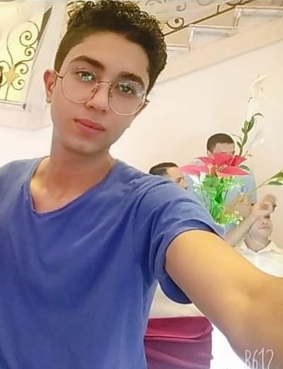 Mohamedelbana90's tweet photo. #علي_حب_البنا_متجمعين
بين الظلم الظاهر والعدل الخفي ستظل سرا عند الله وبين القلوب الأرواح.
اللهم تقبل محمود مع النبيين والصديقين والشهداء وبلغه منا السلام وامطر على قبور أمواتنا نسائم رحمتك يارب وتقبل منا واسندنا بنورك وأرنا في الظالمين أية انك على كل شيء قدير https://t.co/hqqBgU1xmj