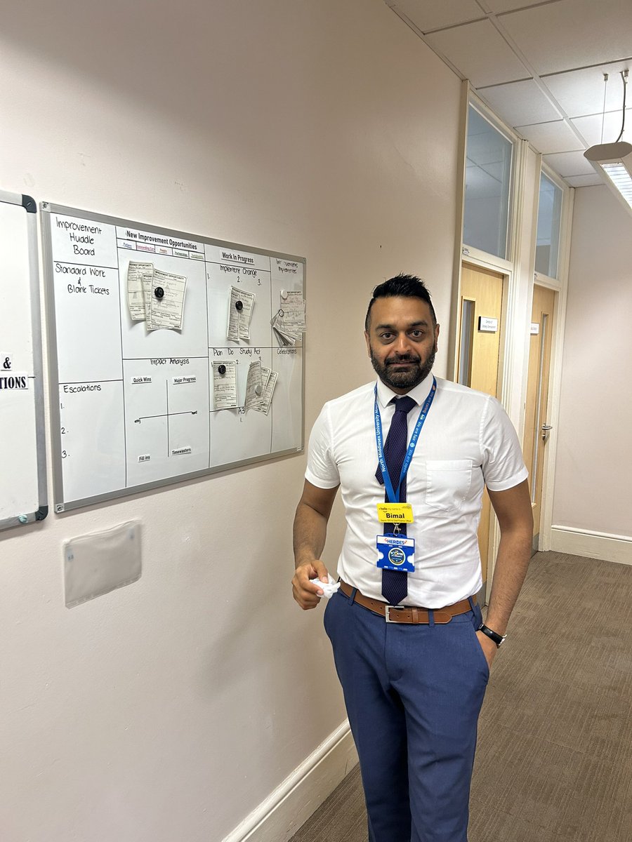 Friday can only mean one thing…it’s Improvement Huddle time with our @NorthMidNHS exec team! Well led by @bimalpatelYNWA! @NM_Improvement 
#PatientFirstManagementSystem #gettingbetteratgettingbetter #continuousimprovement