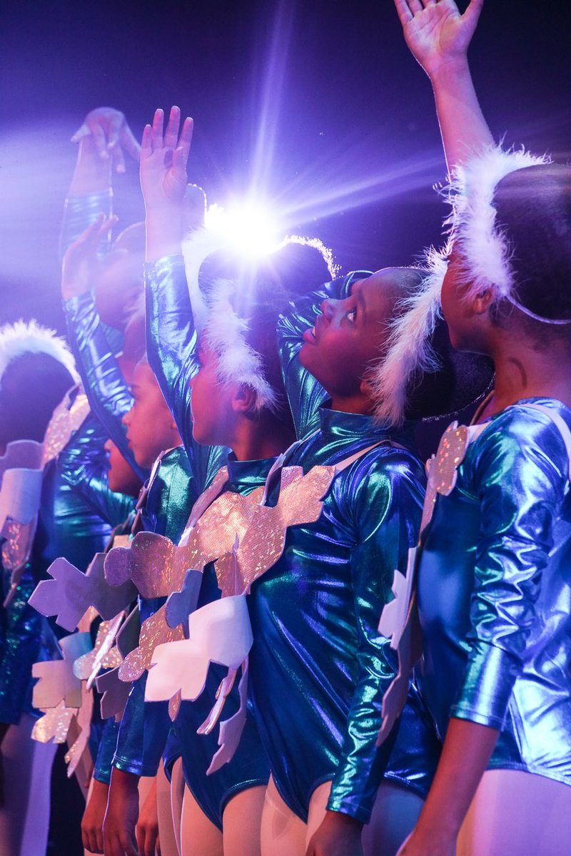 OfficialDADance's tweet photo. #WINTERISCOMING It’s time to start prepping for Hot Chocolate Nutcracker! Join us at our clinic and boot camp to learn performance choreography and prepare for our upcoming Hot Chocolate Nutcracker auditions. 

8/22-25
Fairyland Clinic
11 years +up

8/25-27
Snowflake Camp
5-7 yo https://t.co/KG6iL89cvt