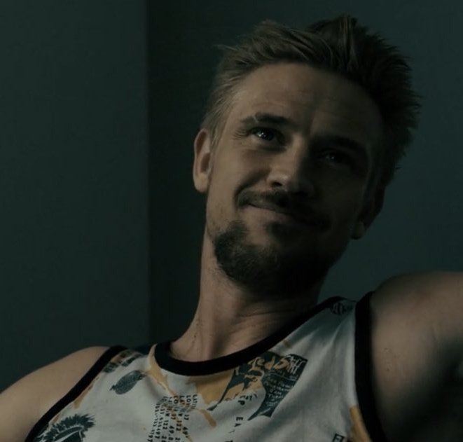 🕶 Riri: CEO of Clement Mansell tweet media