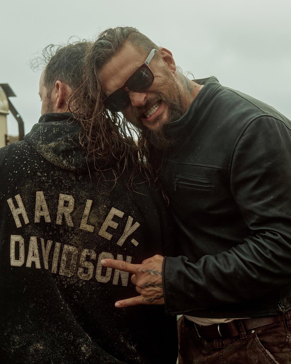prideof_gypsi3s's tweet photo. Every adventure has a story to tell. Write your own. Explore On The Roam x Harley-Davidson at link in bio.
📷 @stockezy
@hdcollections
#hdcollections https://t.co/OFfZksQNj4