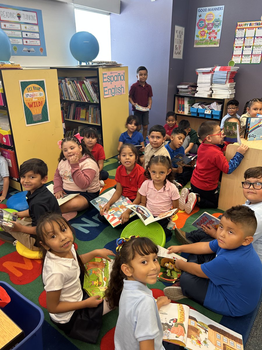 Welcome Back, Roadrunners! Love those 'Back to School' Smiles!