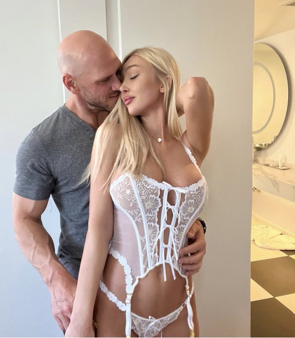 who is this guy? (wrong answers only) https://t.co/vcokvbPX53