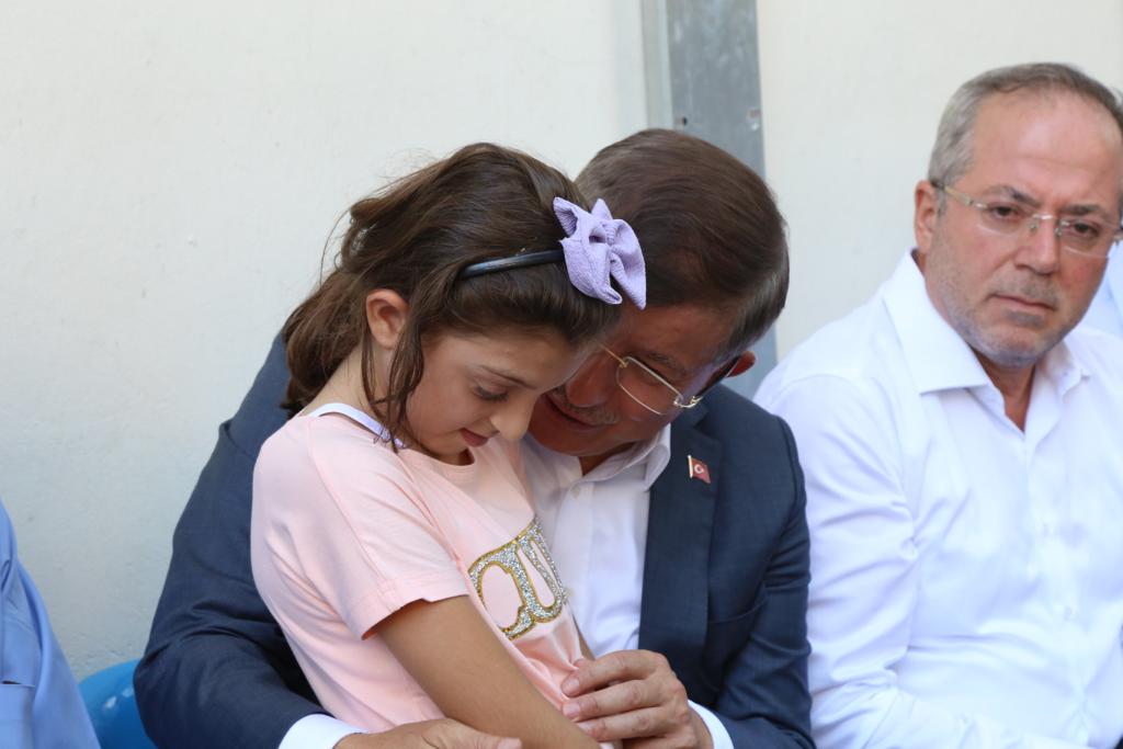 Elim bir trafik kazası sonucu yitirdiğimiz, yol arkadaşımız, kıymetli kardeşim merhum İsrafil Bozkurt'un Batman'da kabrini ziyaret ederek, ailesine sabır ve başsağlığı diledik. 

Ruhu şad mekânı cennet olsun.