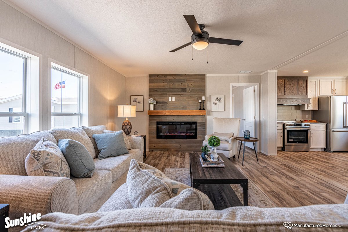 ARHomeCenter's tweet photo. We have the most sought-after floor plans in stock and ready to go! The ARC3270-9002 incorporates high-quality features into a more affordable 4 Bed, 2 Bath, 1980 SQ FT home — built by Sunshine Homes! Come by to take a tour (501) 882-7200 https://t.co/LUXKzNRTFk https://t.co/P7RS7oNMUP