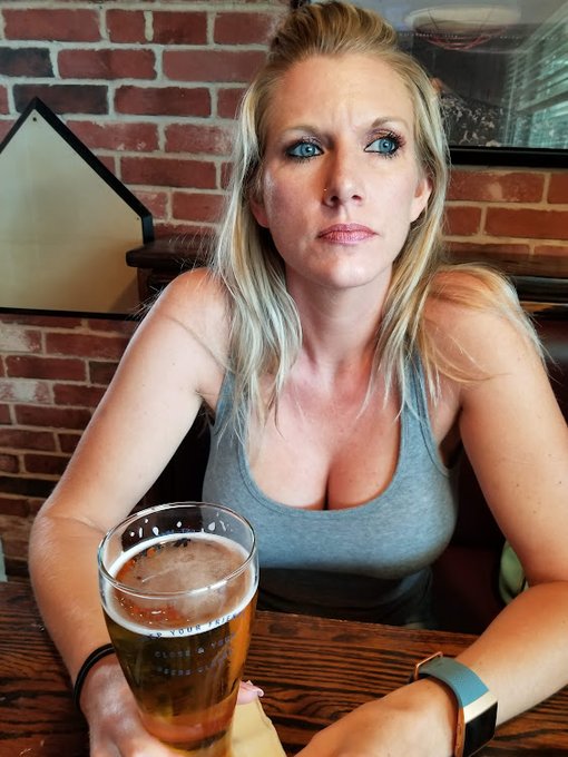 Happy Hour is just around the corner... I am on vacation next week which means that it will take a year<a href="/tag/laundryday"class="tags"><span>#laundryday</span></a>