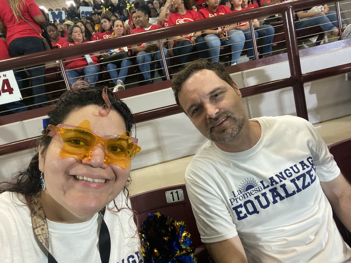 adrianne08marie's tweet photo. @LaPromesa_AISD Where your work place is family! #RisingWithRadicalLove #MyAldine #WorkDad @DBrogee @affb_fernanda https://t.co/WMuXFeFVxd