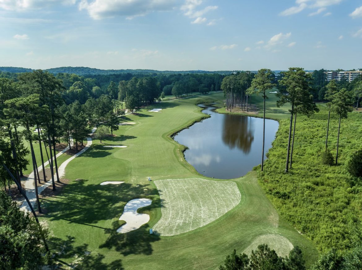 UNCmensGolf's tweet photo. Coming soon 🚜🏡….

#CarolinaGolf #TarHeelTough https://t.co/G15MpSssEe